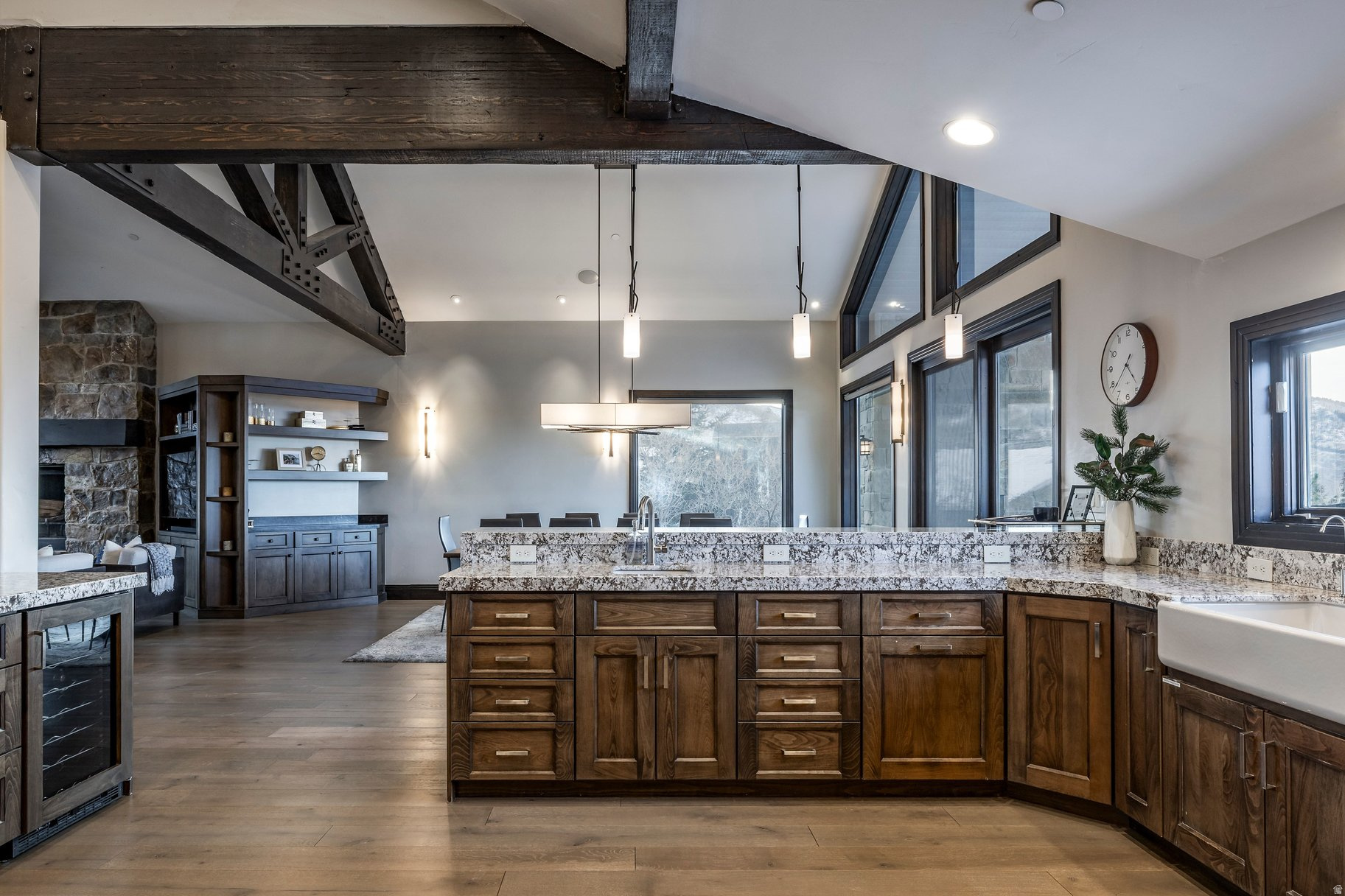 THE OAKS - Residential