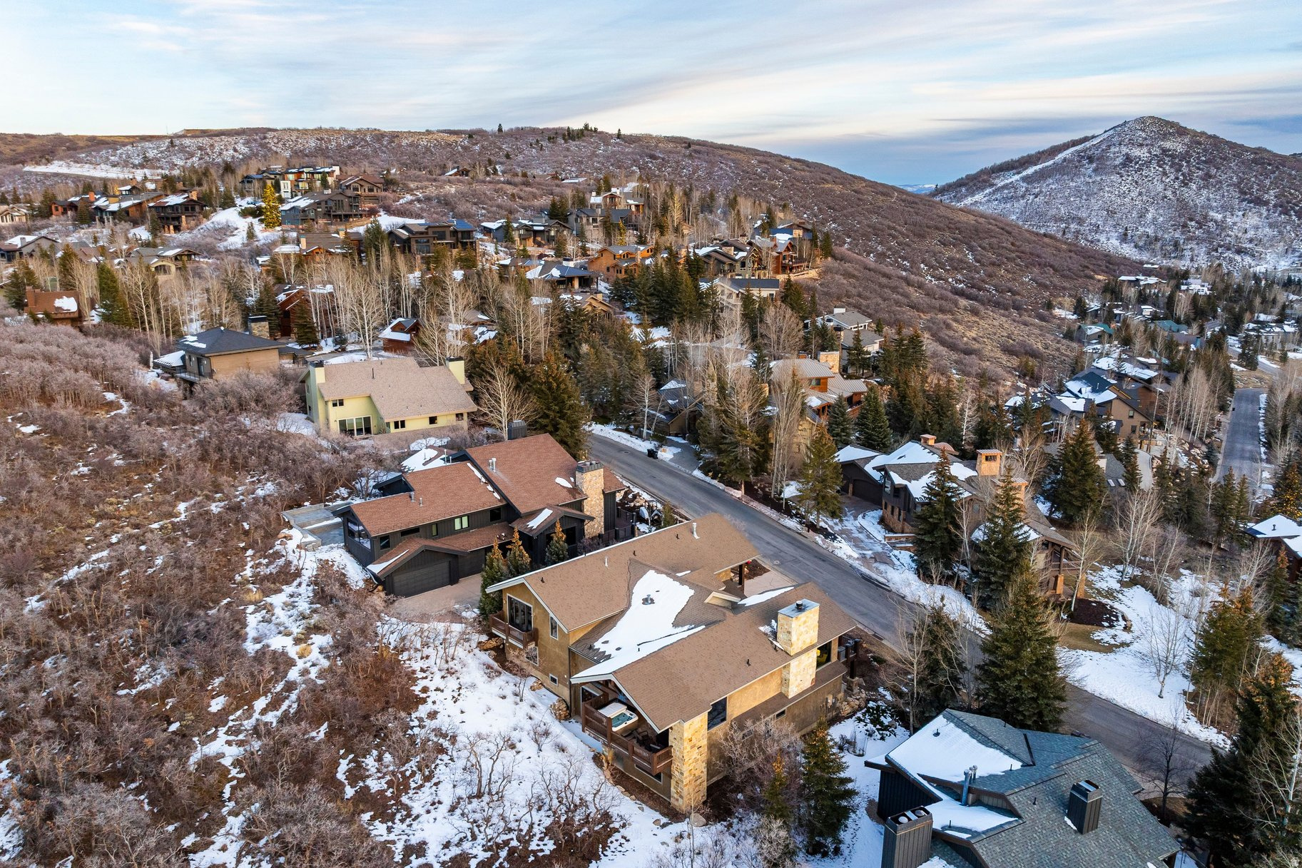 THE OAKS - Residential