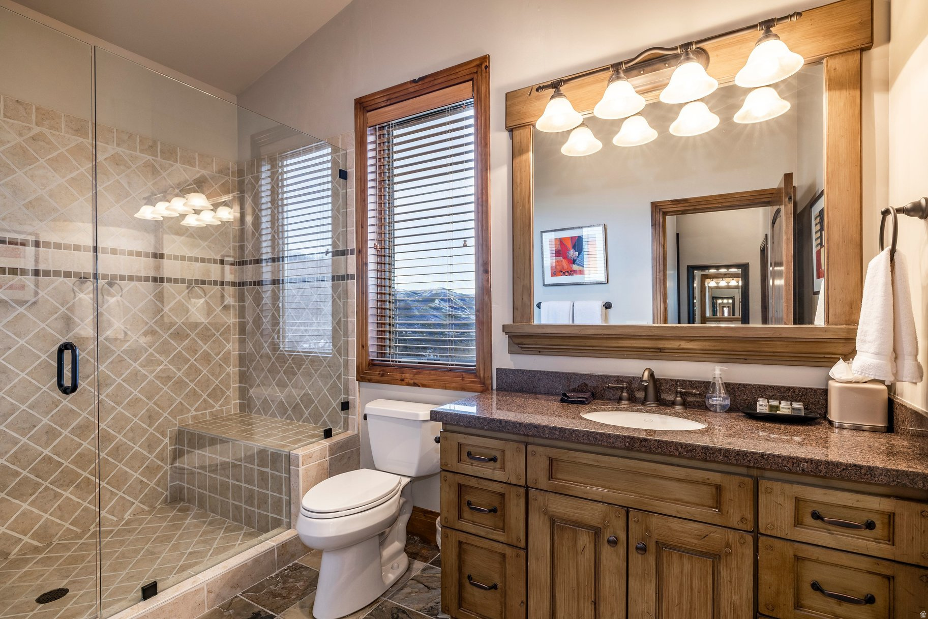 THE OAKS - Residential