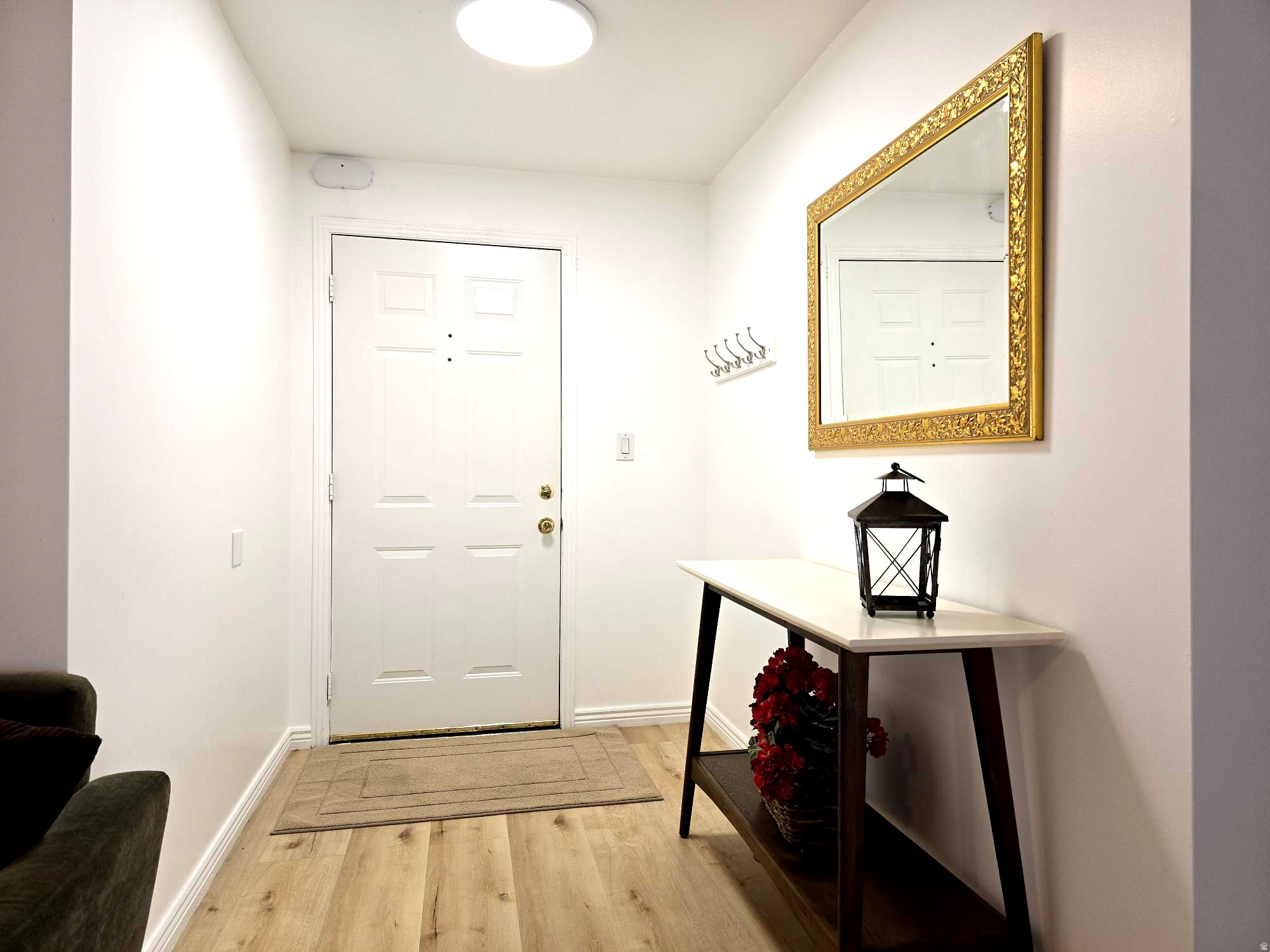 DONNER CREST CONDOMINIUMS - Residential