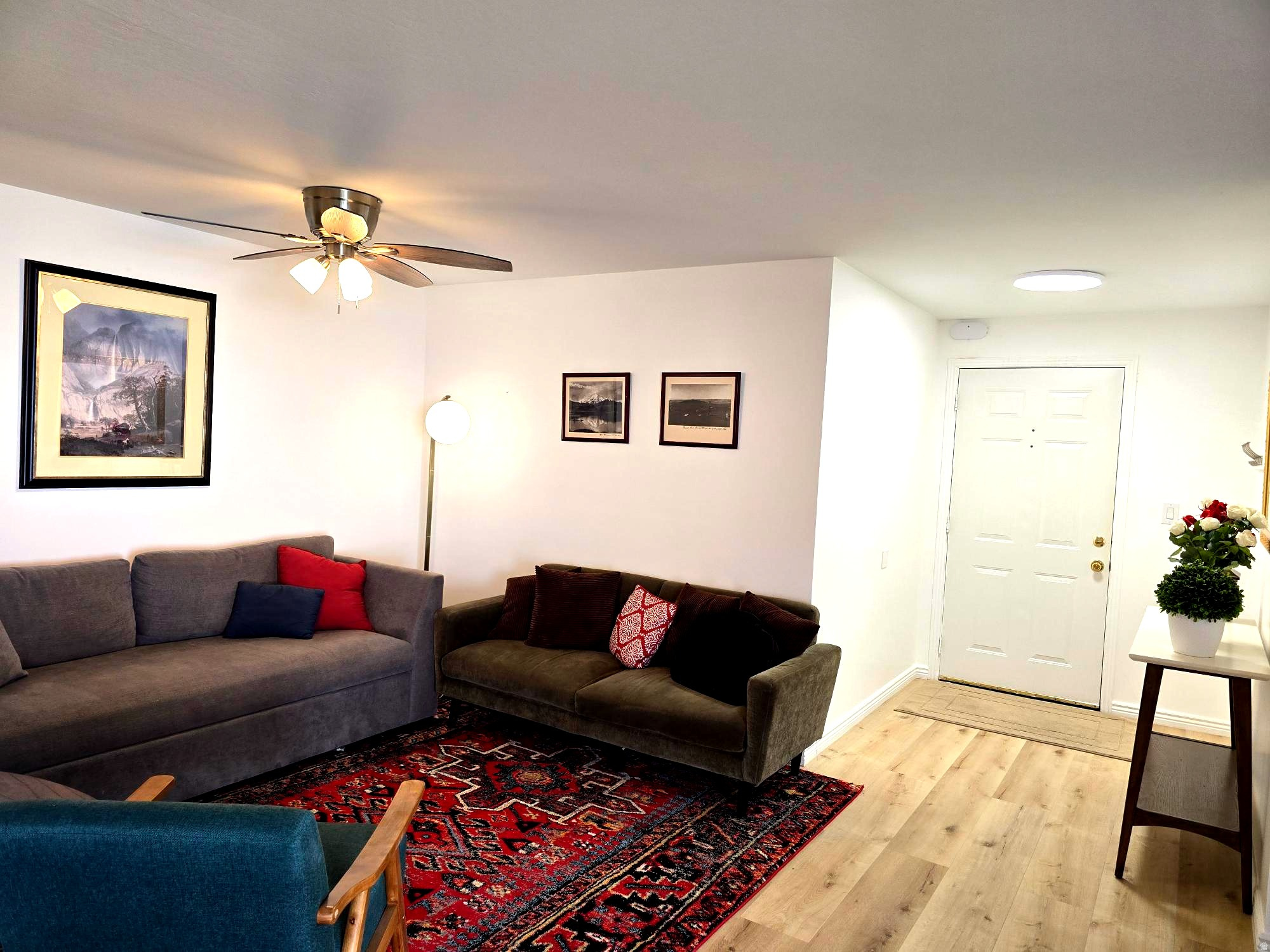 DONNER CREST CONDOMINIUMS - Residential