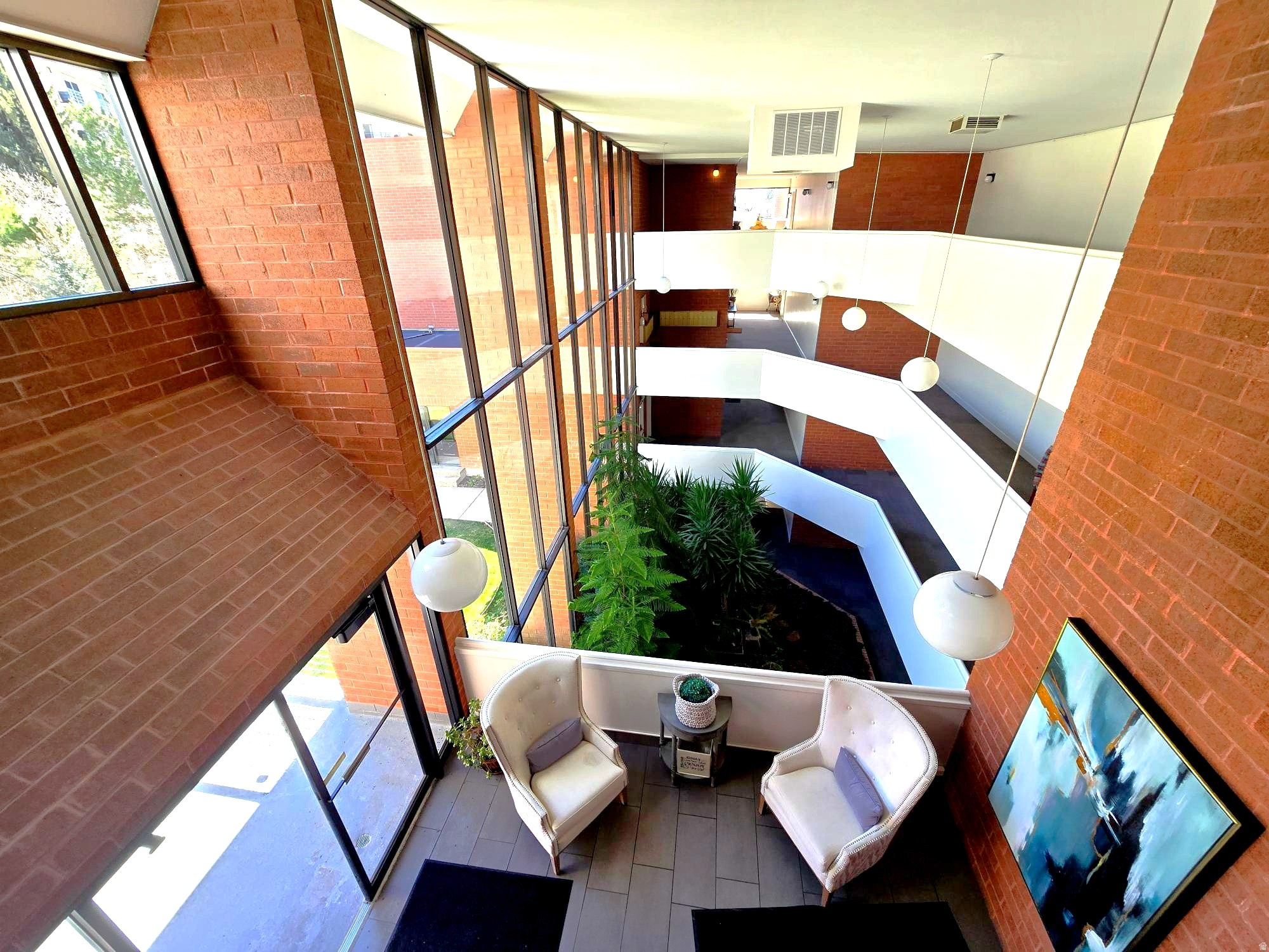 DONNER CREST CONDOMINIUMS - Residential