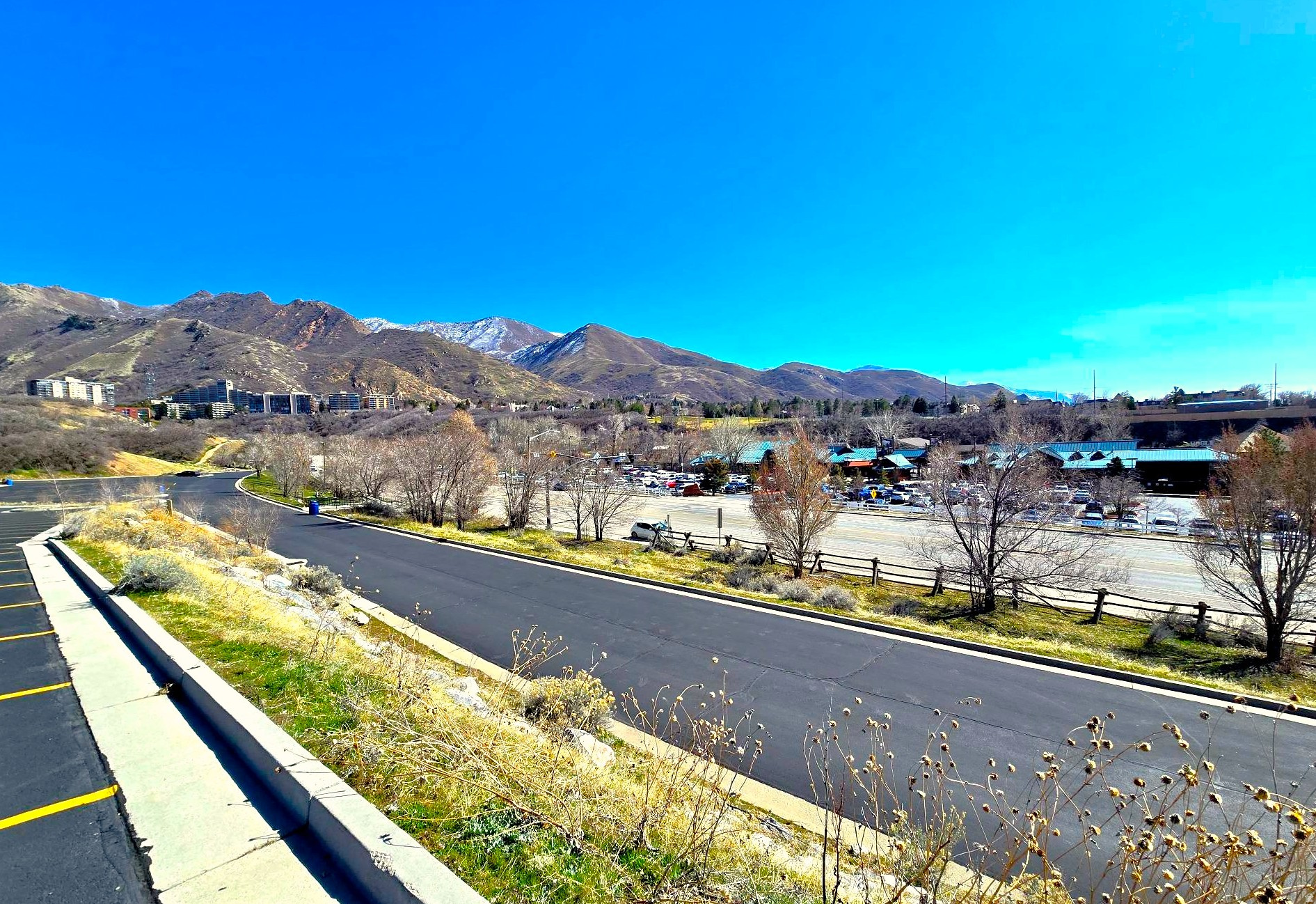 DONNER CREST CONDOMINIUMS - Residential