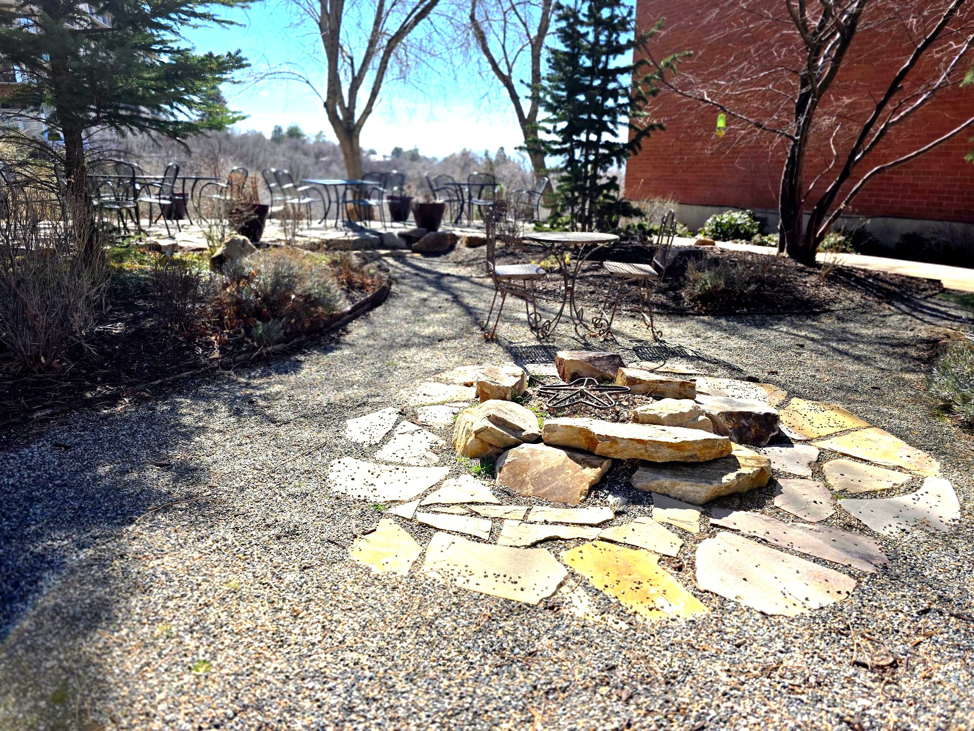 DONNER CREST CONDOMINIUMS - Residential