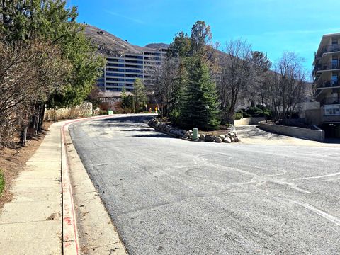 Tiny photo for 850 S DONNER WAY #300, Salt Lake City, UT 84108 (MLS # 2143299)