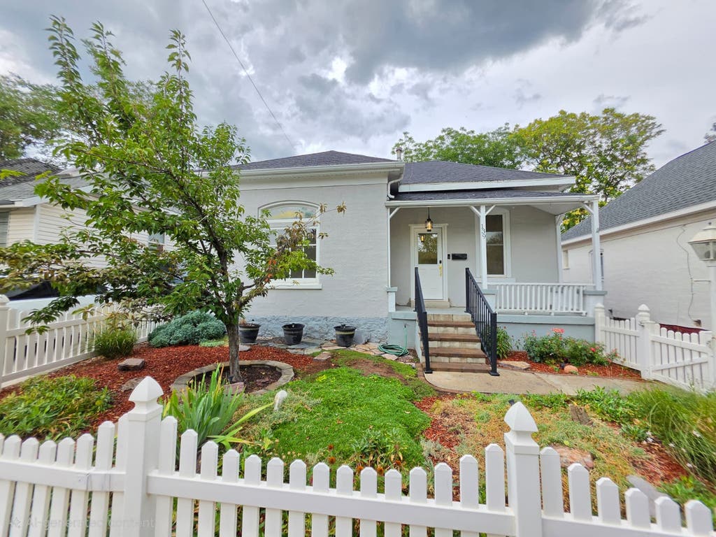 Photo of 139 S DOOLEY CT, Salt Lake City, UT 84102 (MLS # 2179350)