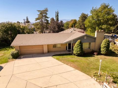 Tiny photo for 4380 S WANDER LN, Holladay, UT 84124 (MLS # 2113361)