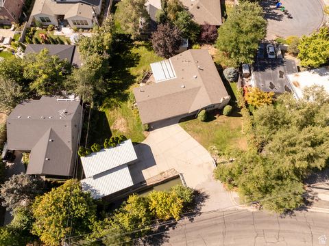 Tiny photo for 4380 S WANDER LN, Holladay, UT 84124 (MLS # 2113361)
