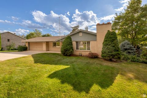 Tiny photo for 4380 S WANDER LN, Holladay, UT 84124 (MLS # 2113361)