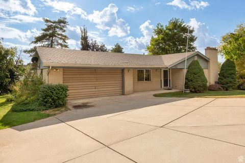 Tiny photo for 4380 S WANDER LN, Holladay, UT 84124 (MLS # 2113361)
