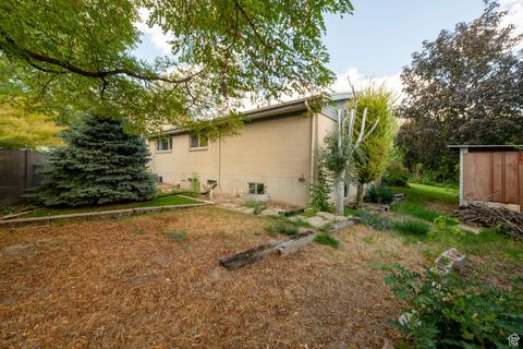 Tiny photo for 4380 S WANDER LN, Holladay, UT 84124 (MLS # 2113361)
