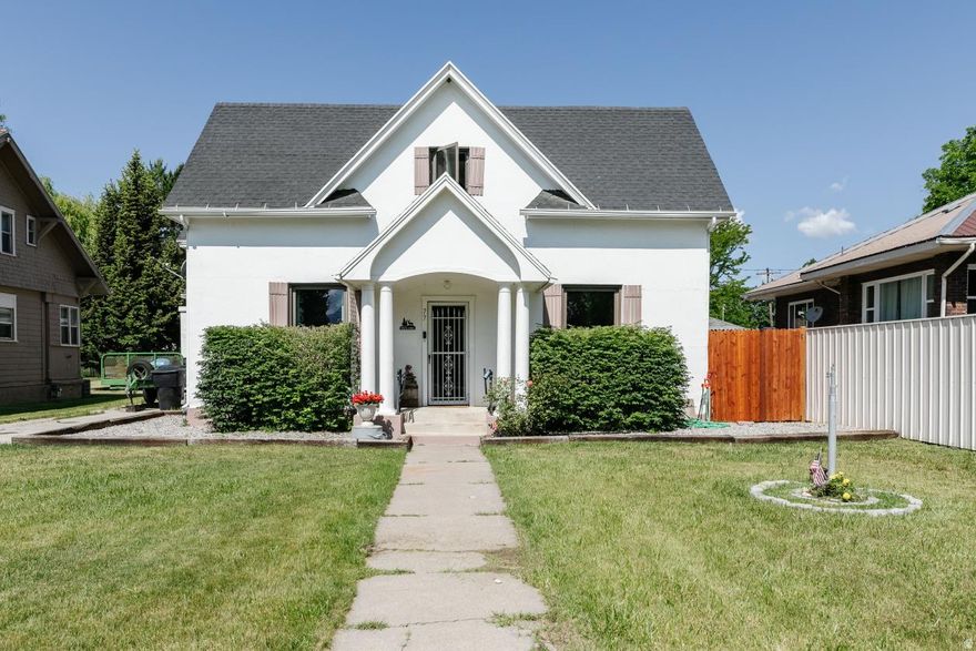 Welcome to your turn of the century home in downtown Preston, close to fairgrounds, ball fields and parks.  This 5 bedroom/2bath with 2766 square feet home has had many updates throughout including newer a/c unit, new energy efficient windows keeping the charm of the home but allowing for modern conveniences.   Your own private backyard with covered porch  is waiting for you to relax and enjoy the summer evening and hustle and bustle of summer in town!  Call for your private showing today.  Square footage figures are provided as a courtesy estimate only- Buyer is advised to verify.