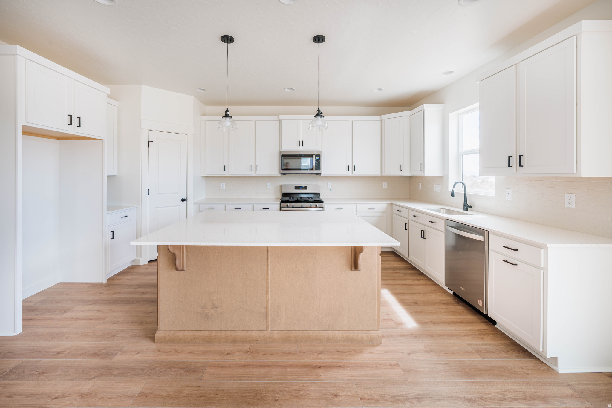 ANTELOPE MEADOWS - Residential