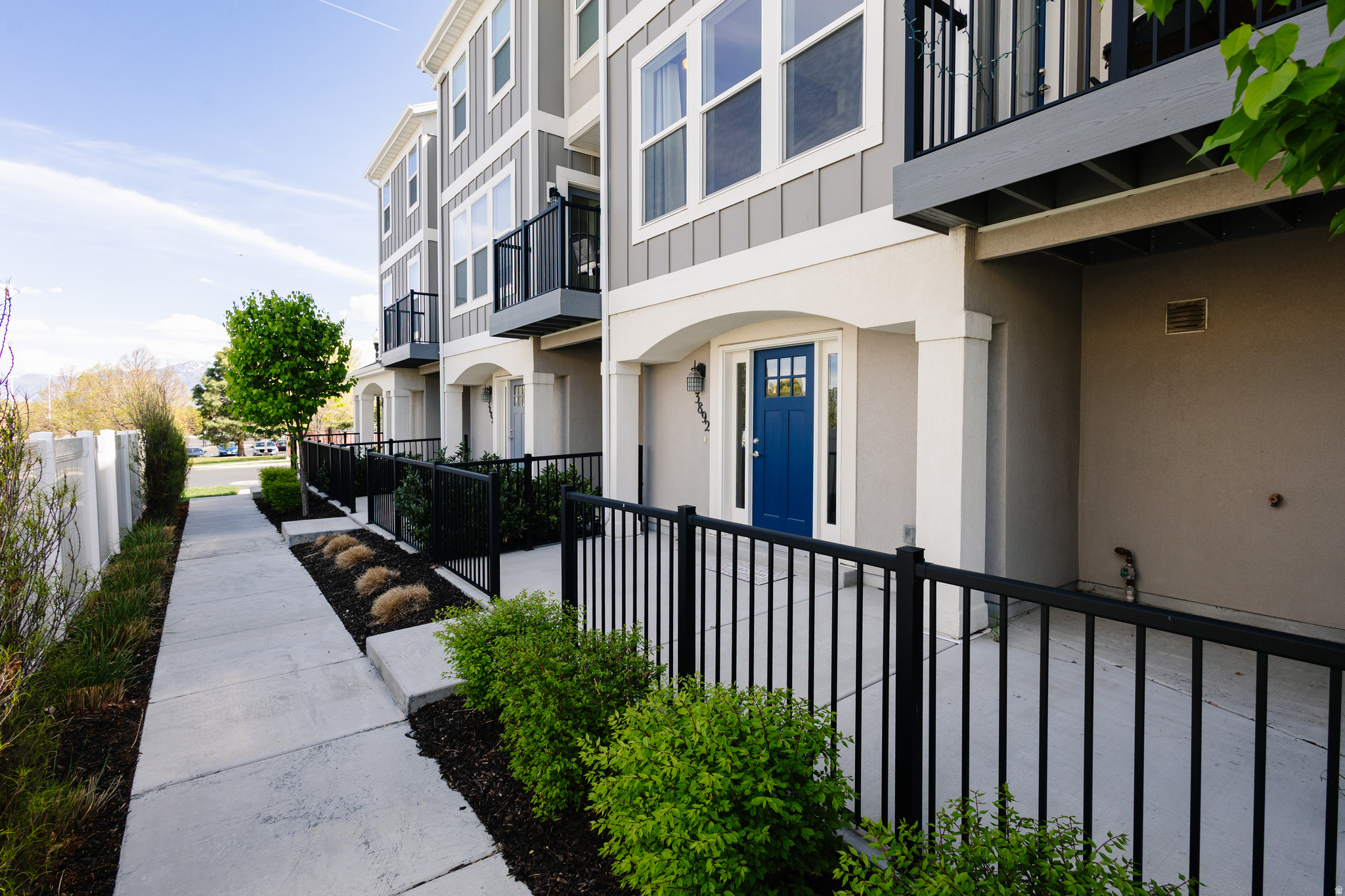 MUIRHOUSE - Residential