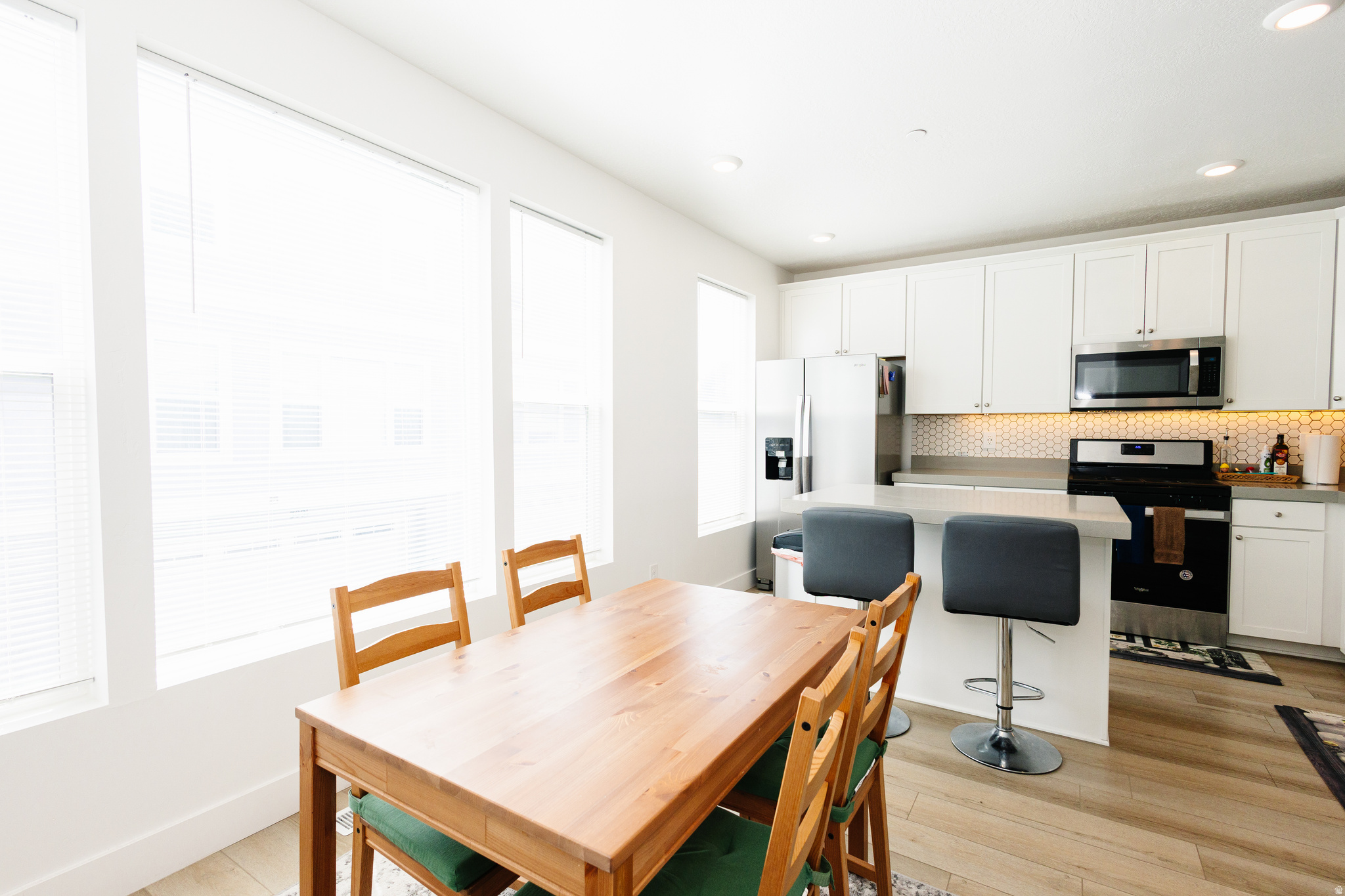 MUIRHOUSE - Residential