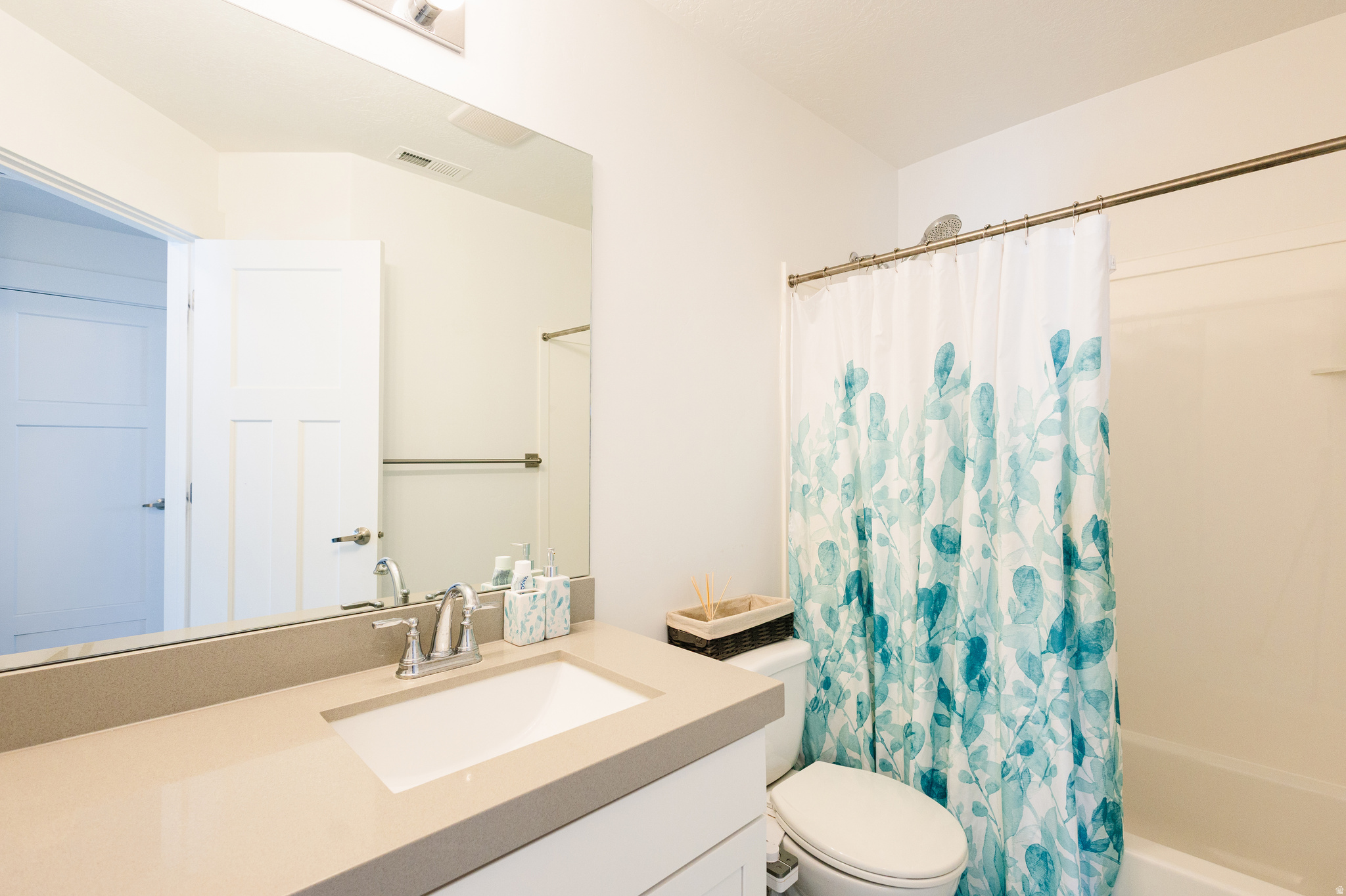 MUIRHOUSE - Residential