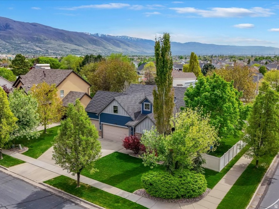 SPRING CREEK - Residential