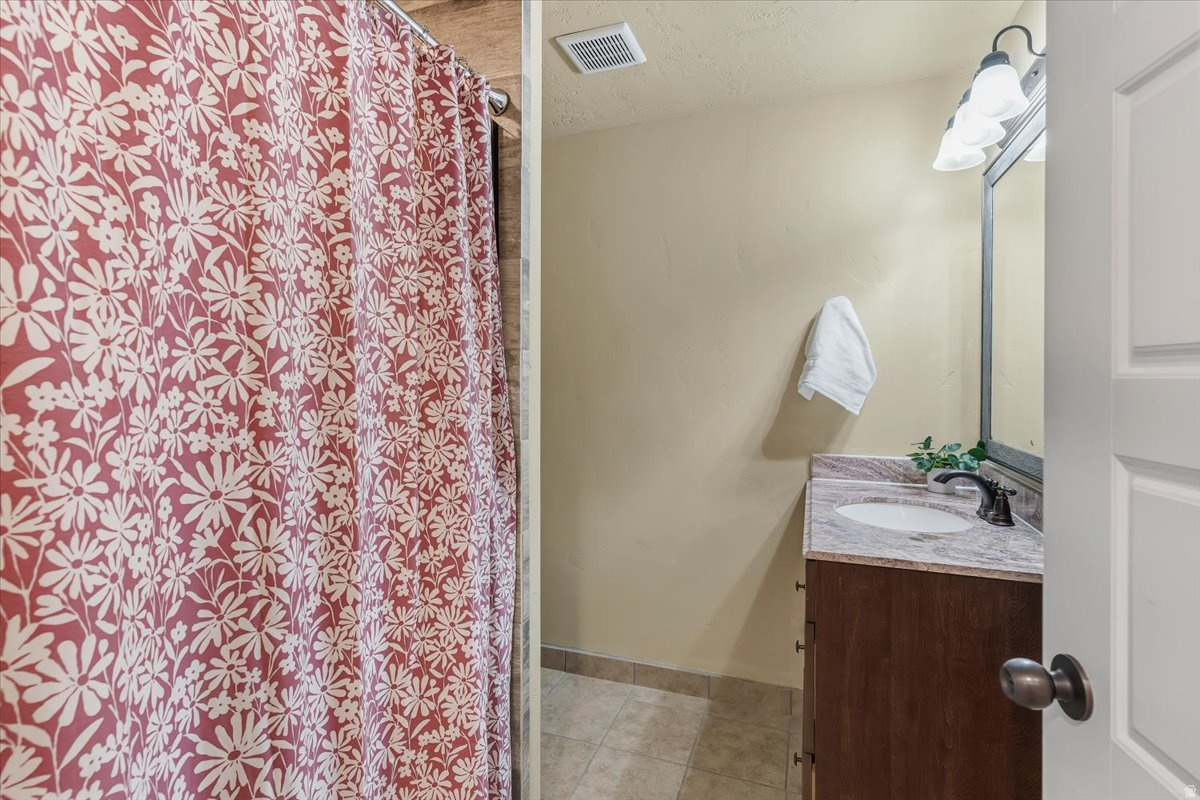 SPRING CREEK - Residential