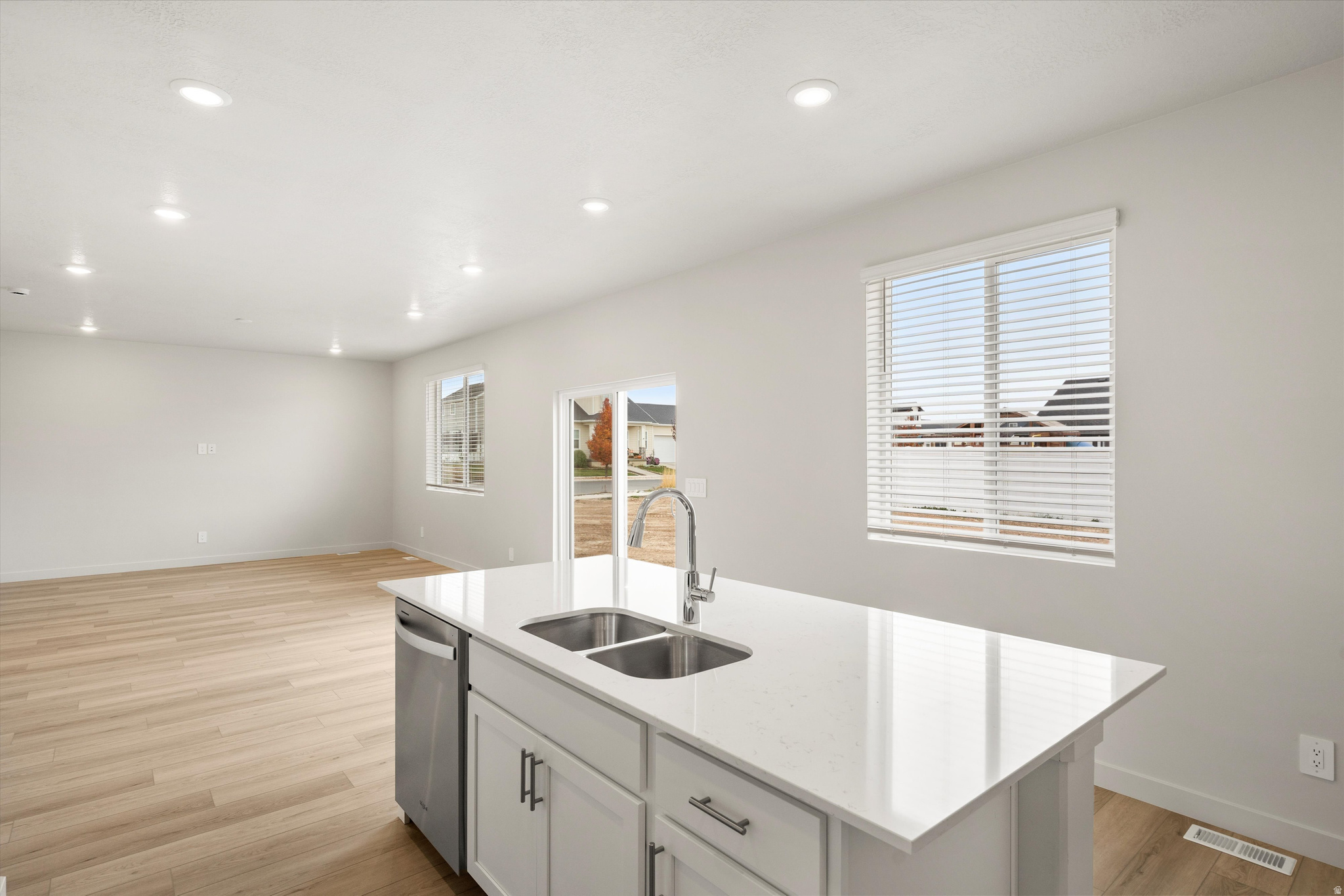 STRATTON ACRES - Residential