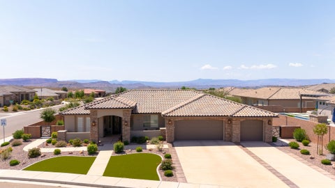 Tiny photo for 717 W OSPREY DR, Washington, UT 84780 (MLS # 2173918)
