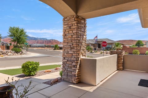 Tiny photo for 717 W OSPREY DR, Washington, UT 84780 (MLS # 2173918)