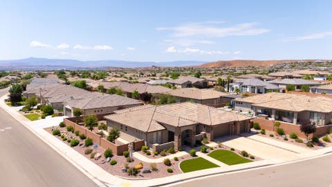 Tiny photo for 717 W OSPREY DR, Washington, UT 84780 (MLS # 2173918)