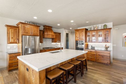Tiny photo for 717 W OSPREY DR, Washington, UT 84780 (MLS # 2173918)