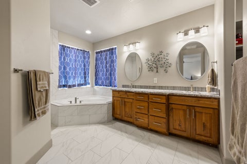 Tiny photo for 717 W OSPREY DR, Washington, UT 84780 (MLS # 2173918)