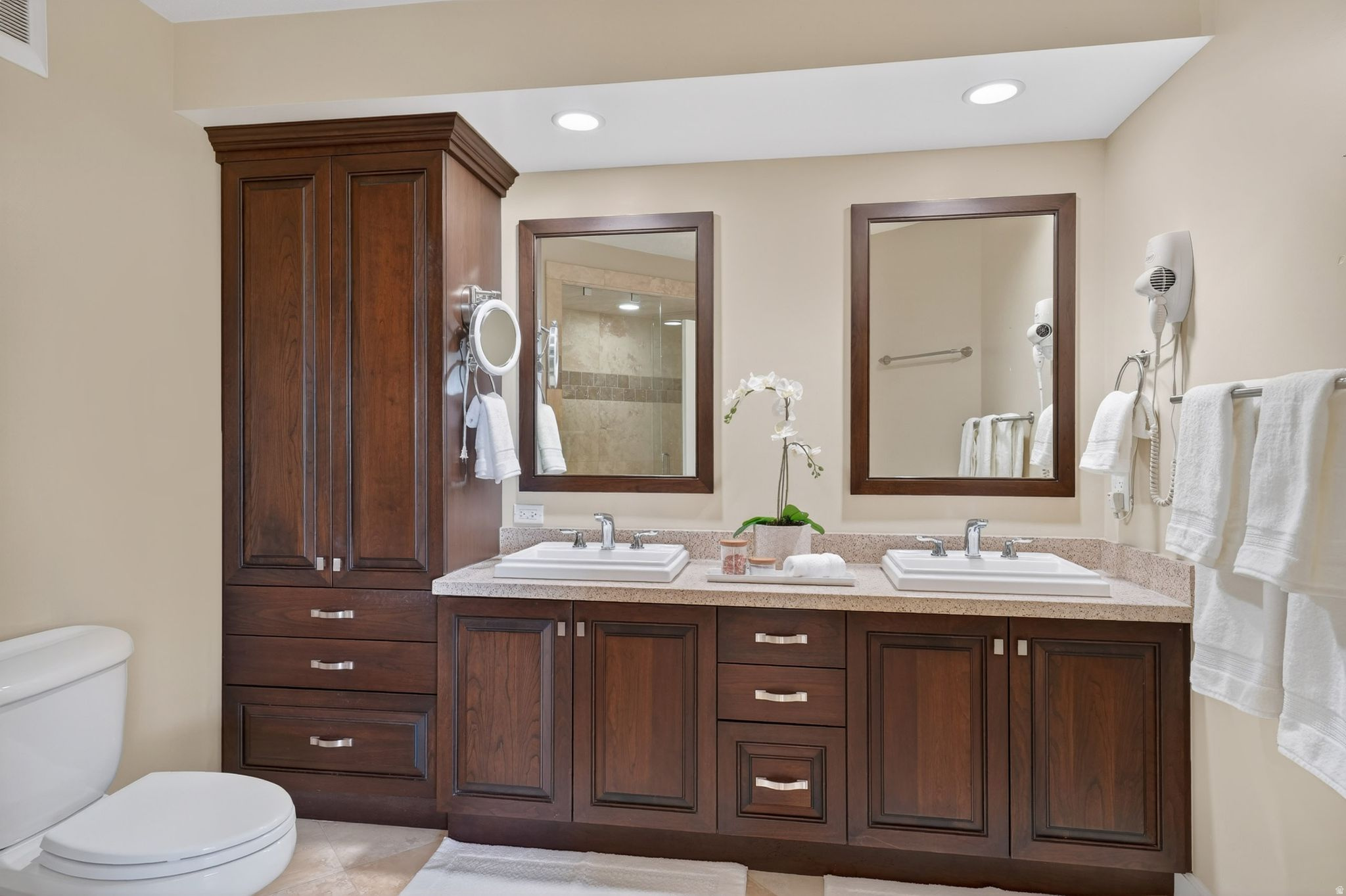 OAK CREST GARDENS - Residential
