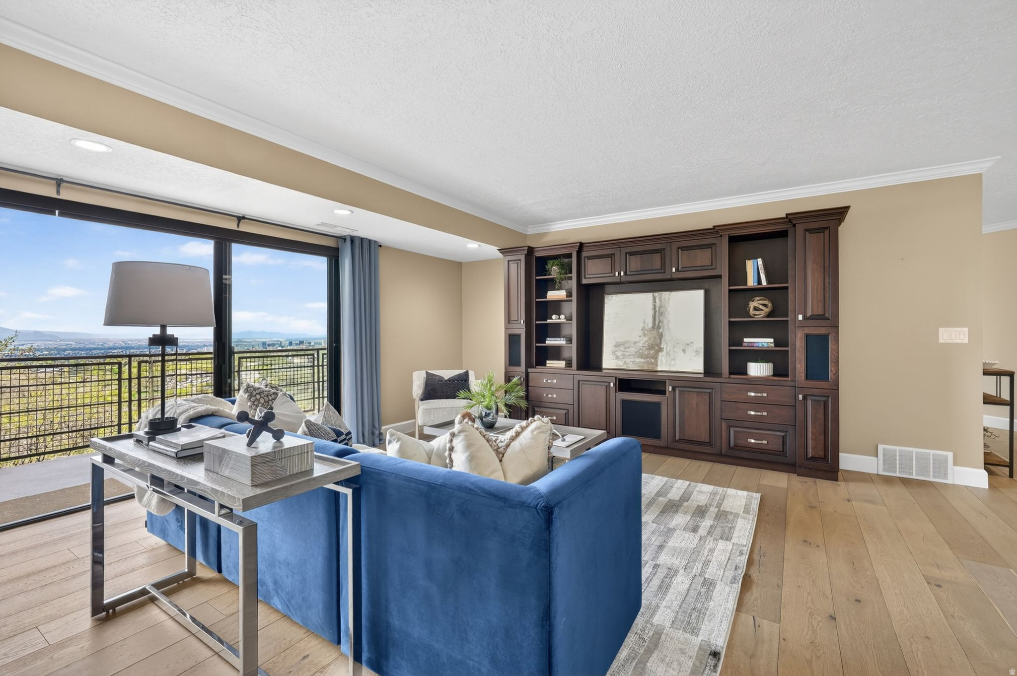 OAK CREST GARDENS - Residential