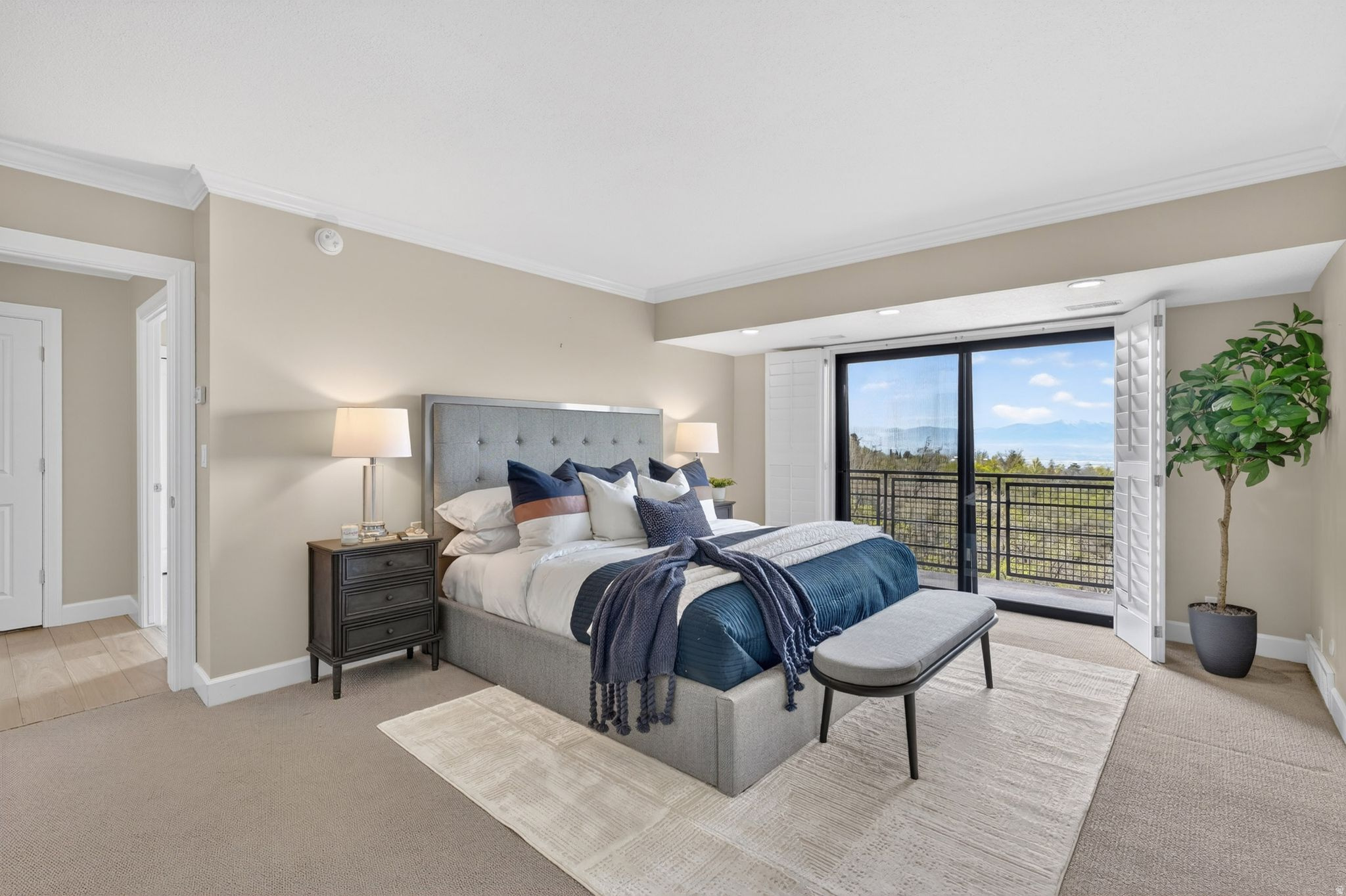 OAK CREST GARDENS - Residential