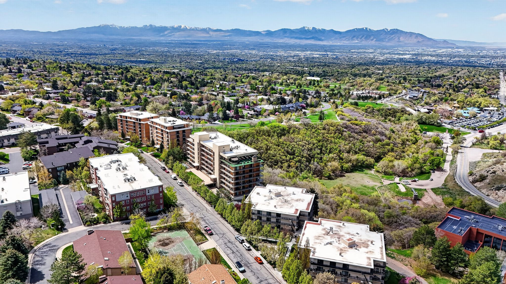 OAK CREST GARDENS - Residential
