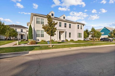 Photo of 10643 S LAMOND DR, South Jordan, UT 84009 (MLS # 2142920)