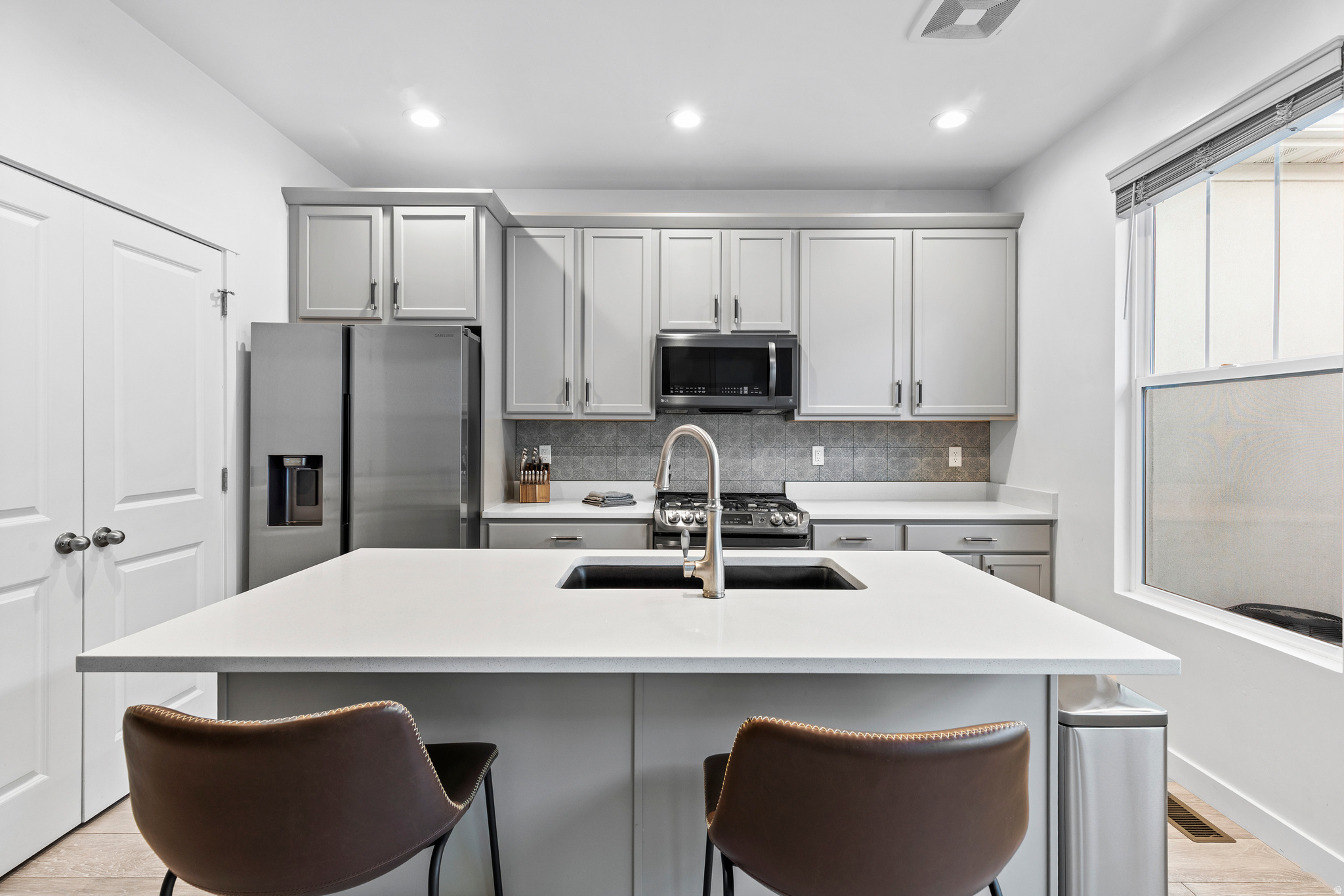 KENNECOTT - Residential