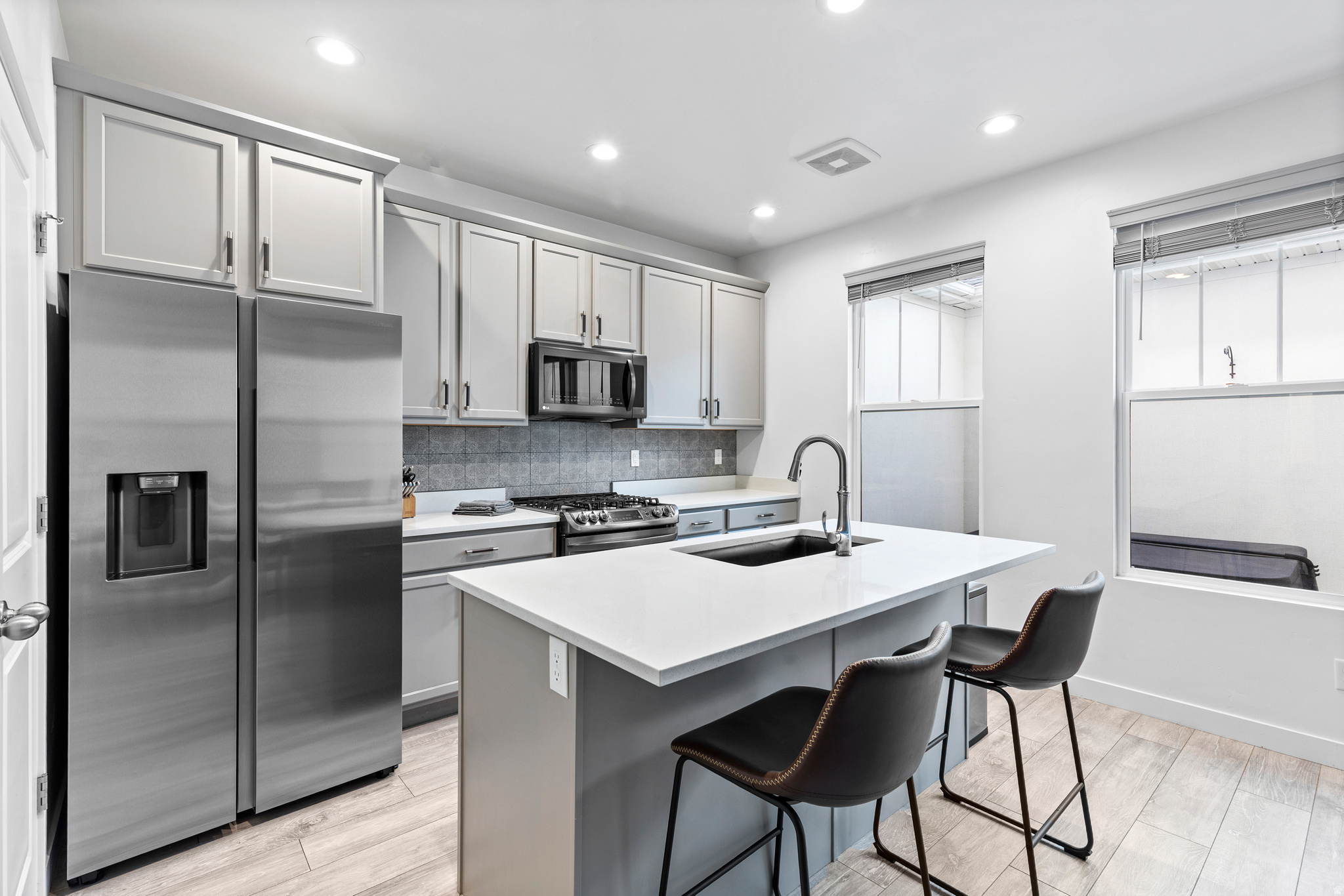 KENNECOTT - Residential