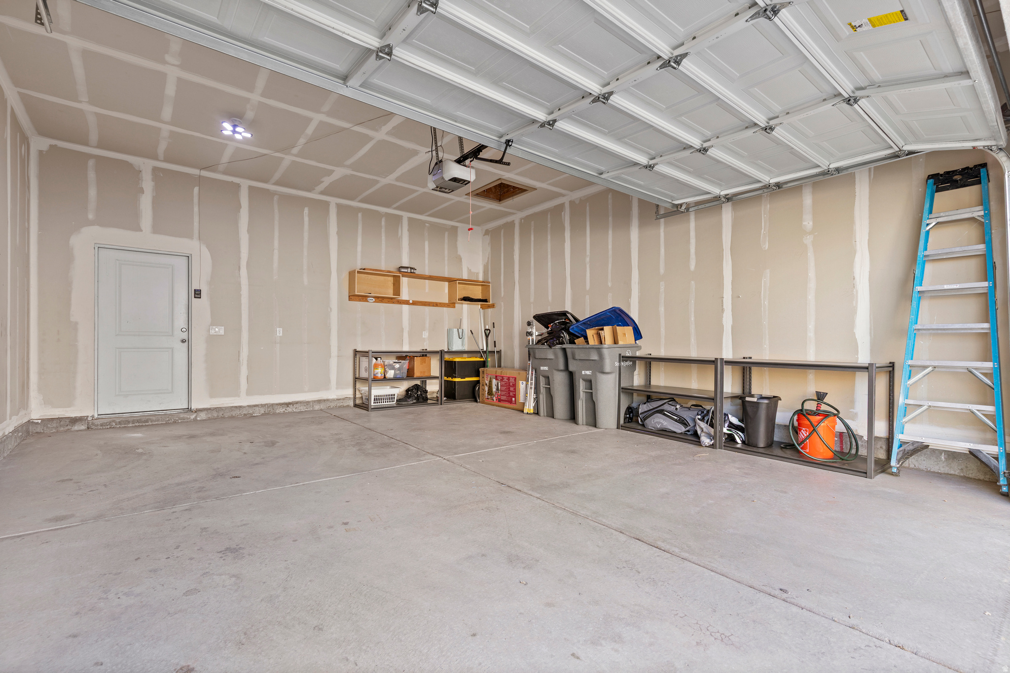 KENNECOTT - Residential