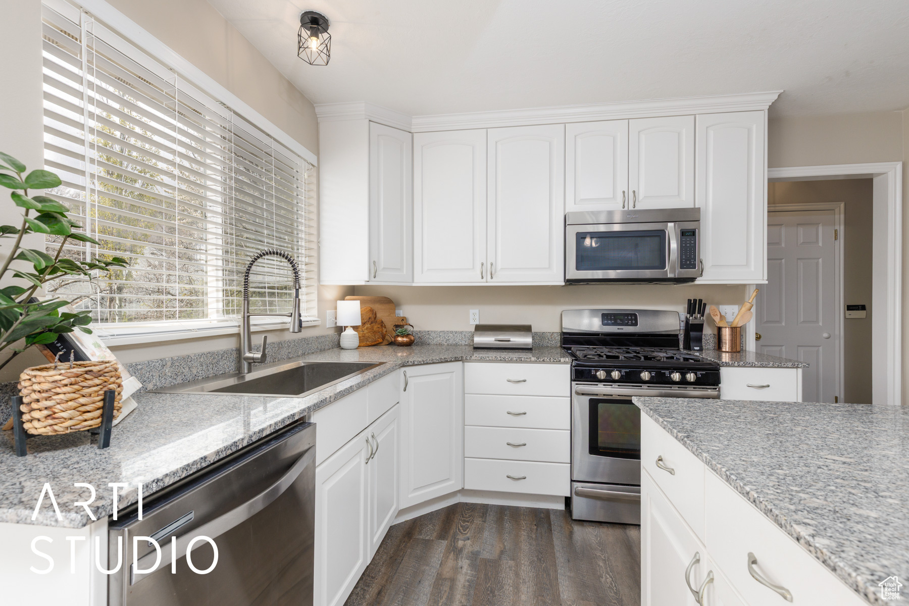 1907 N Bridge Ct, Layton, Utah image 15