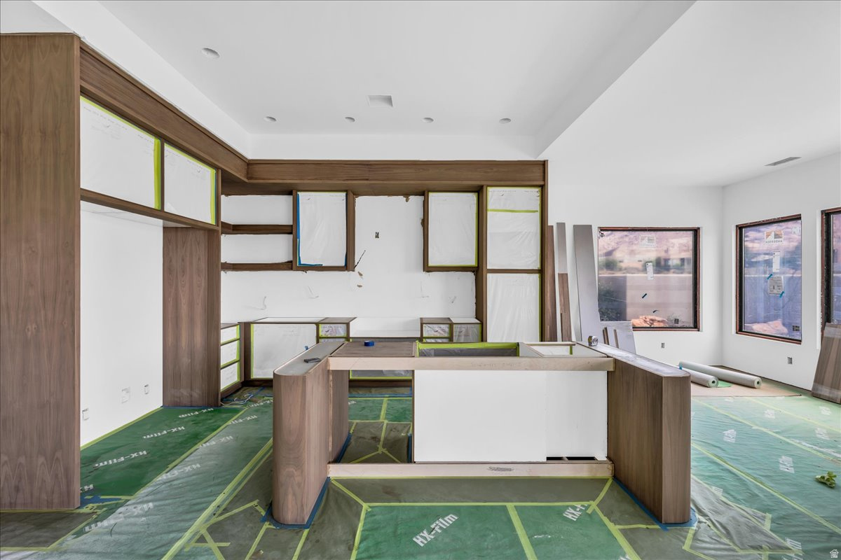 LEDGES OF SG JOHNSON ARCH - Residential