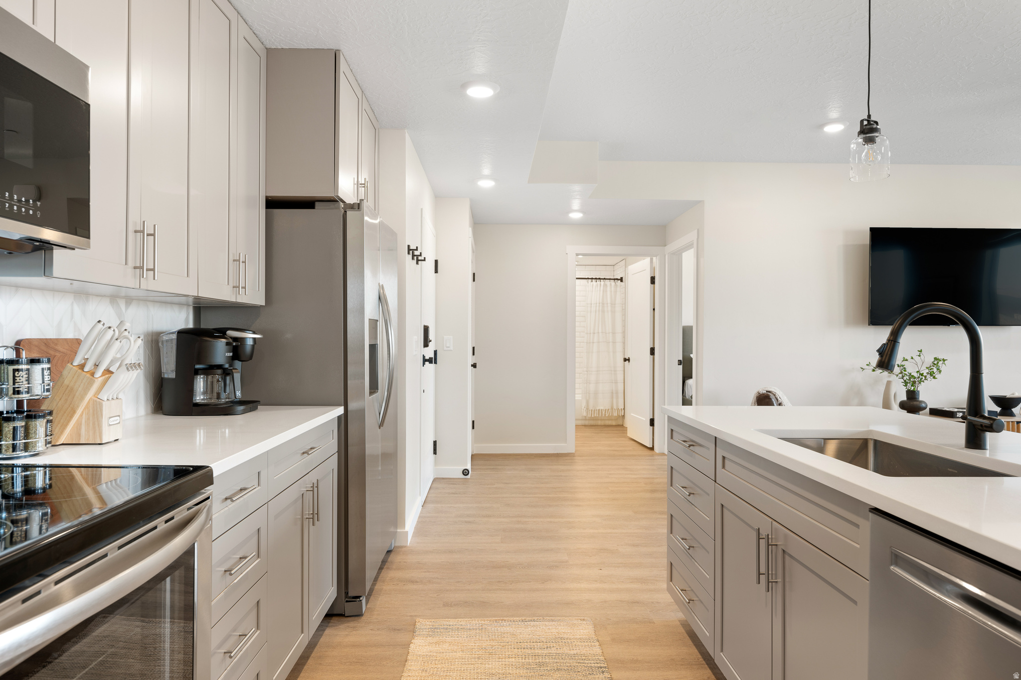 COVE CONDOMINIUMS A - Residential