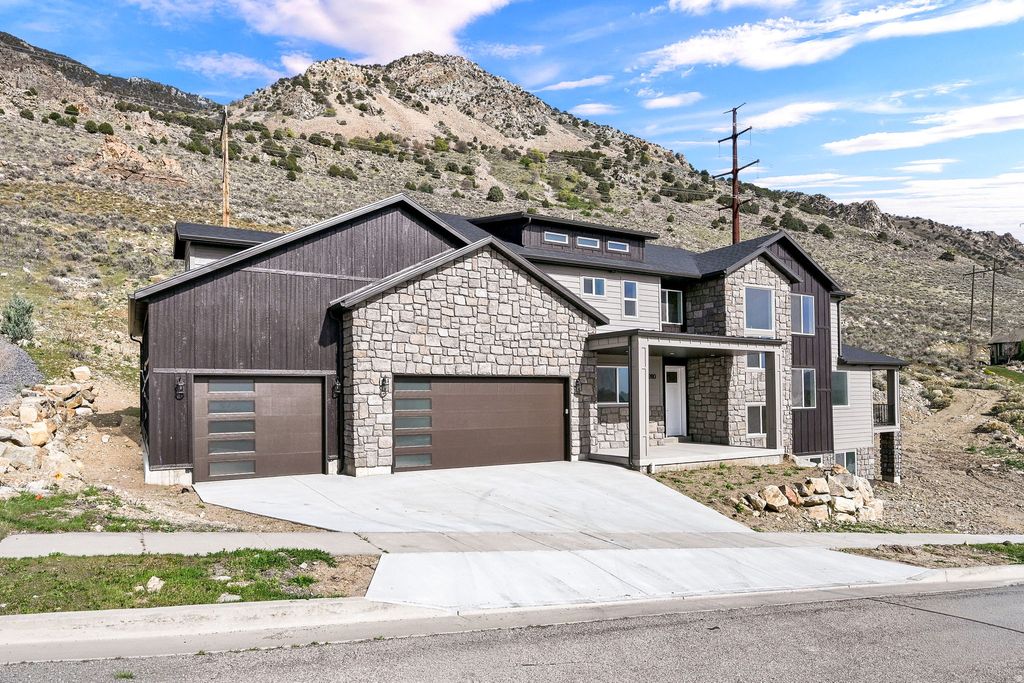 Photo of 1280 E KOTTER DR, Brigham City, UT 84302 (MLS # 2146334)