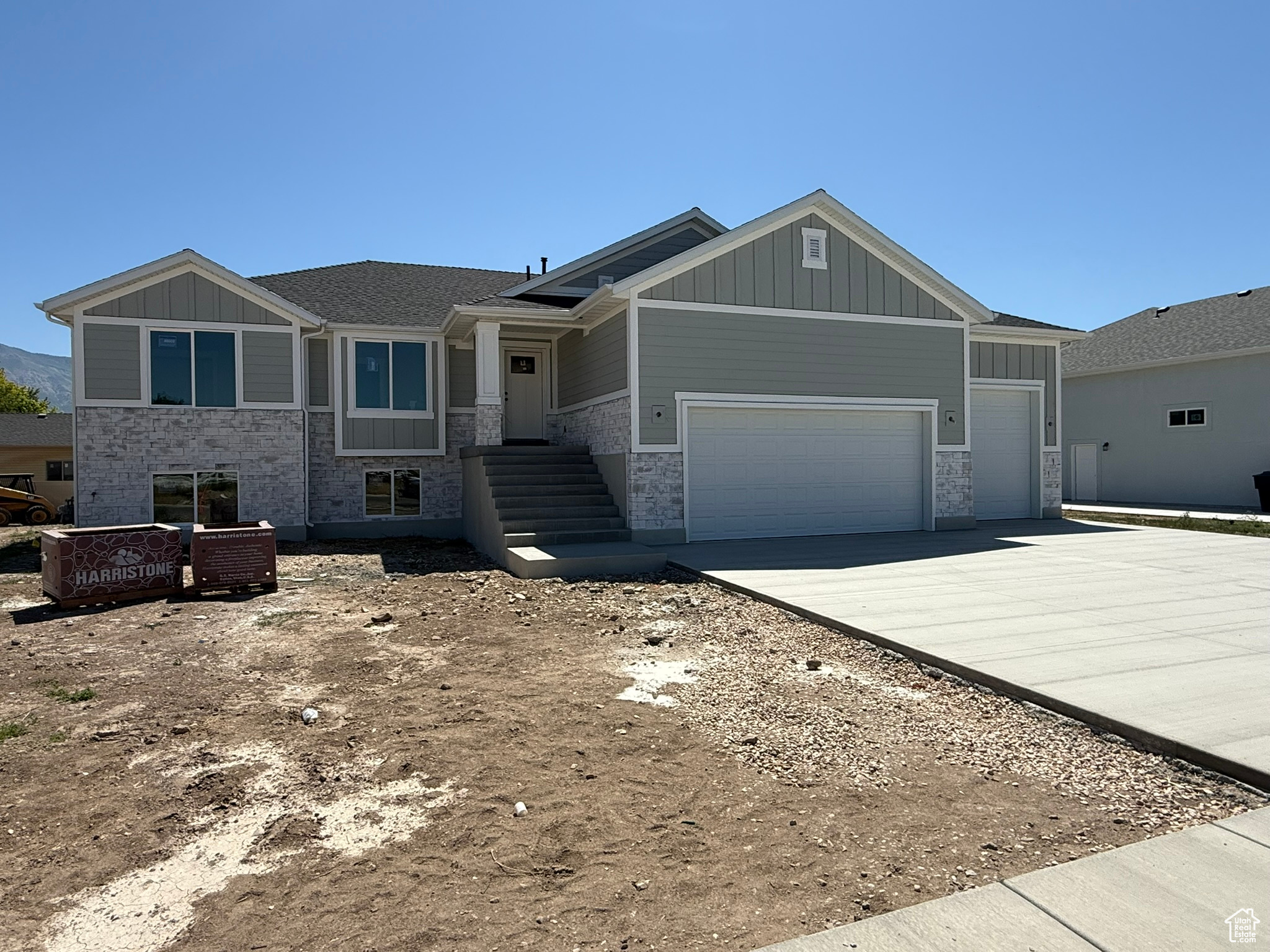 HAPPY DAYS - Residential