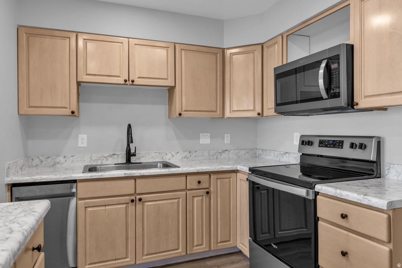 THE SULTAN - Residential