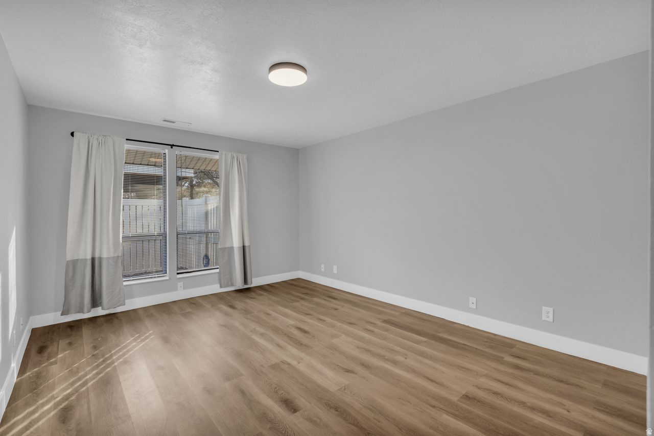 THE SULTAN - Residential