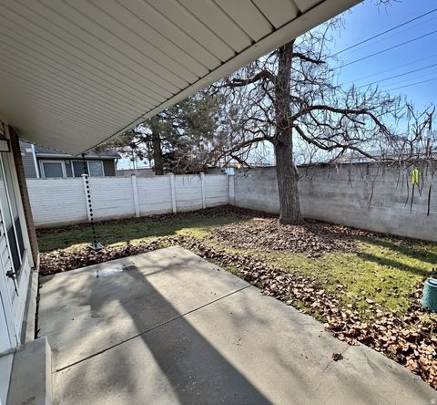 Tiny photo for 5951 S SULTAN CIR W, Murray, UT 84107 (MLS # 2129453)