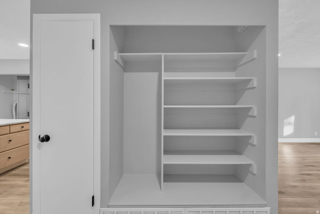 THE SULTAN - Residential