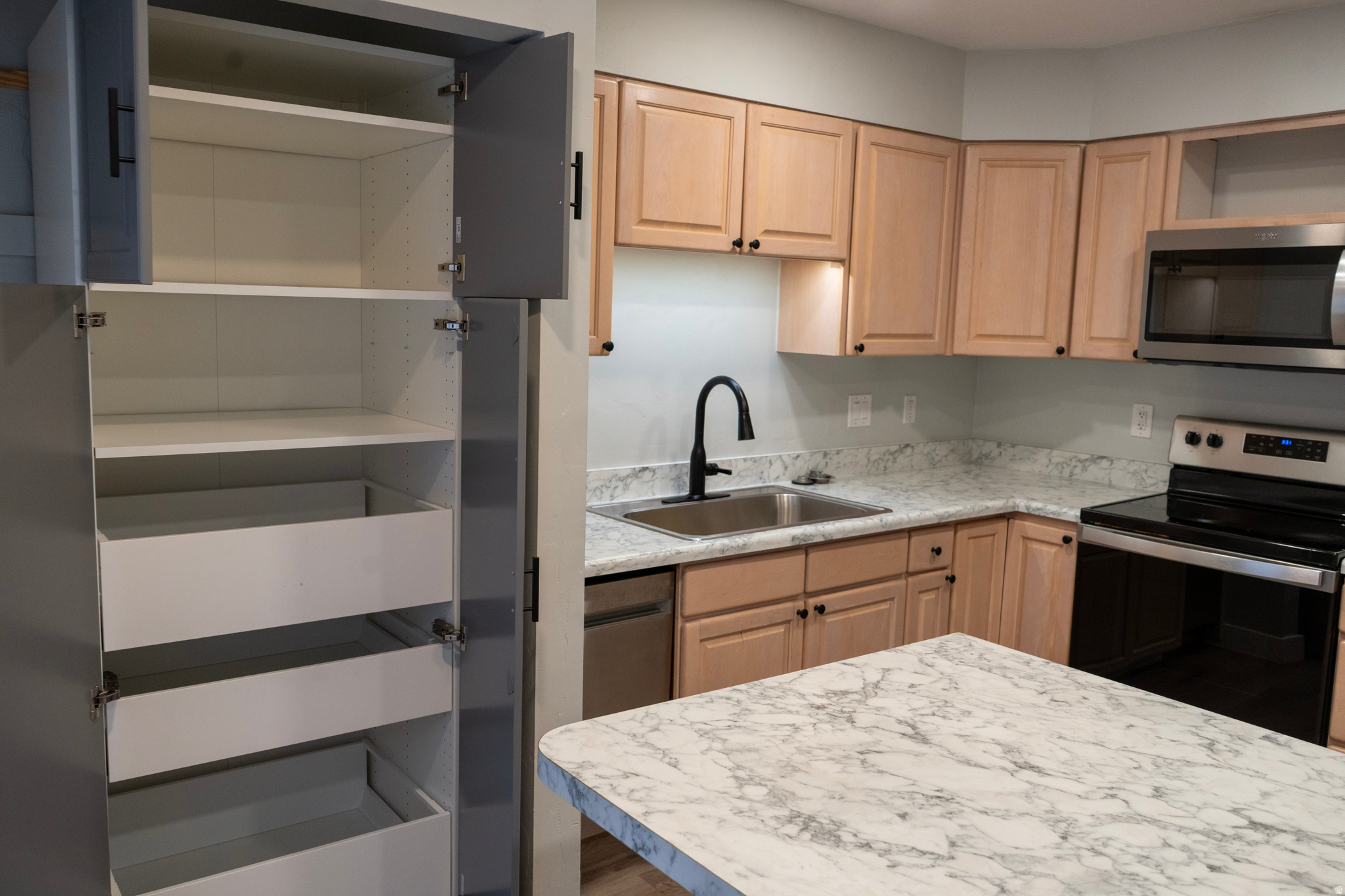 THE SULTAN - Residential