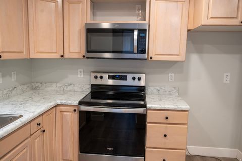 Tiny photo for 5951 S SULTAN CIR W, Murray, UT 84107 (MLS # 2129453)