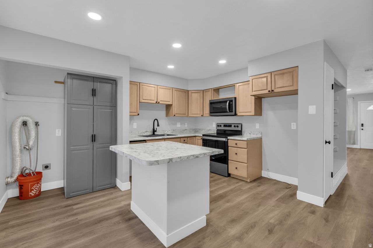 THE SULTAN - Residential