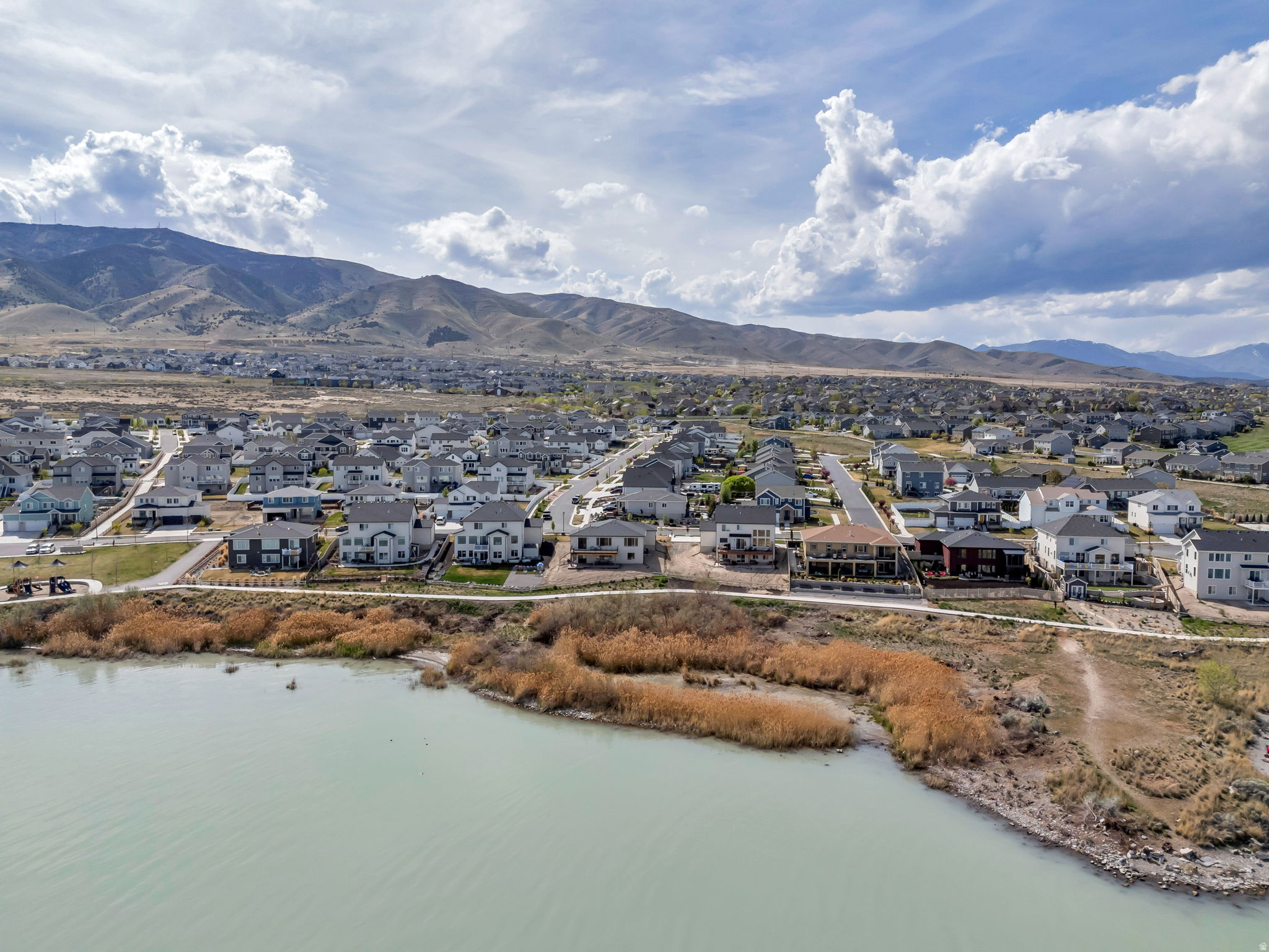 MALLARD BAY - Residential