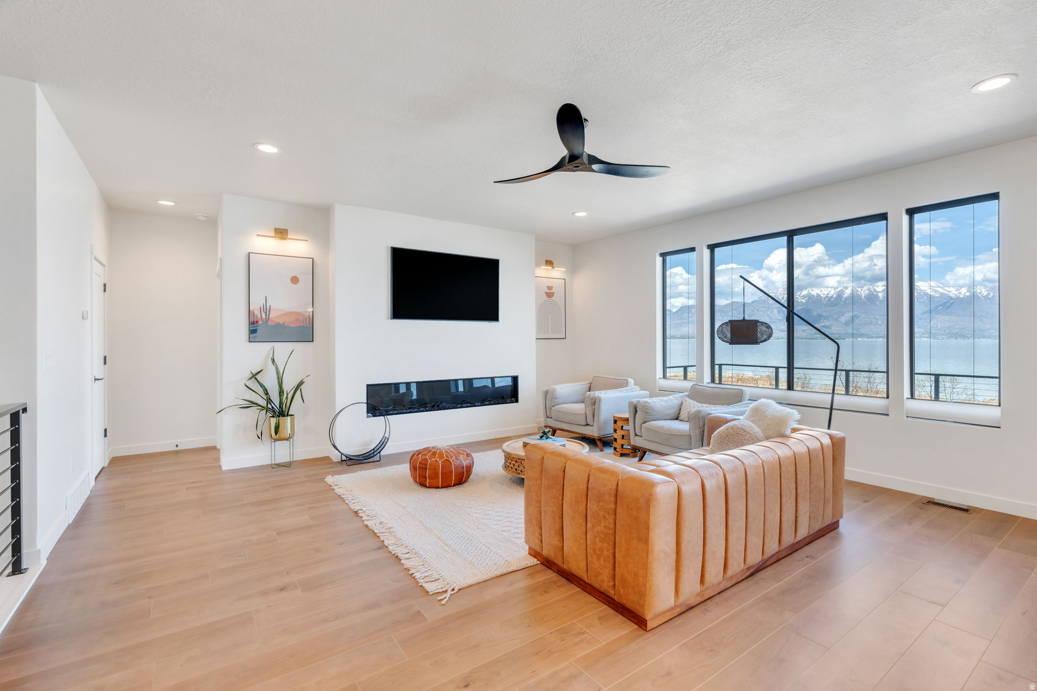 MALLARD BAY - Residential